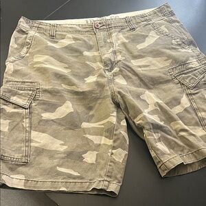 Men's Camouflage Cargo Shorts